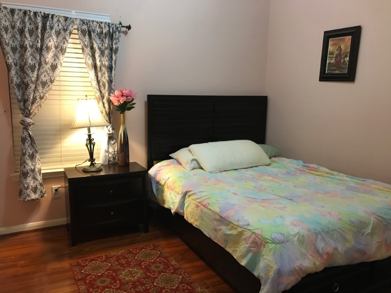 Listing image 1